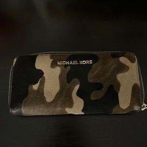 Fur wallet